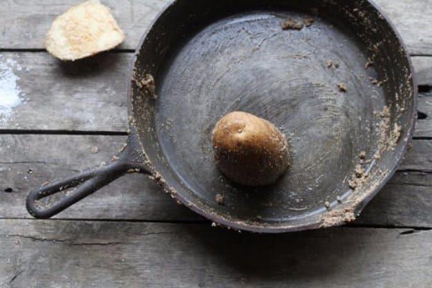 Clean and Season an Old Rusty Cast Iron Skillet, a favorite pick from this roundup and an idea worth saving for later