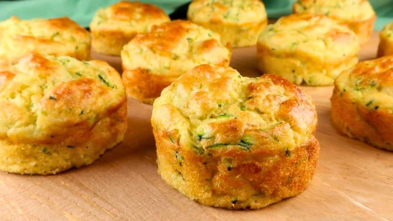 Cheesy Zucchini Breakfast Muffins