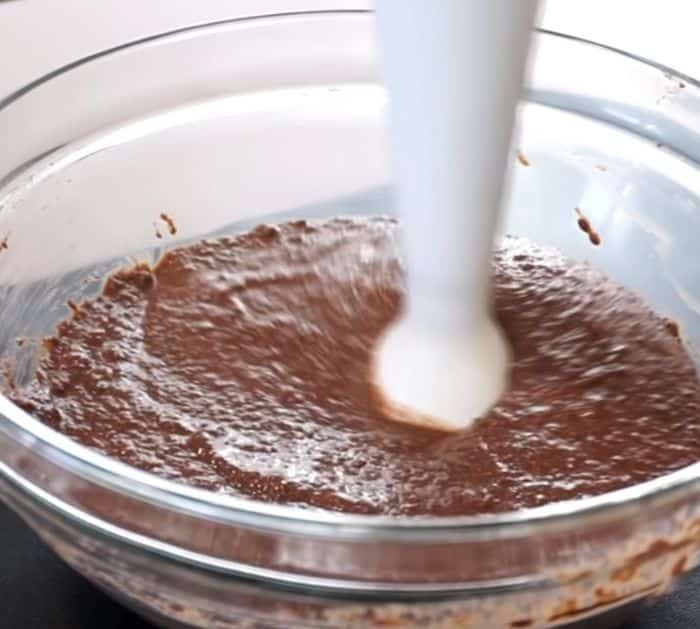 Easy to Make Chocolate Cake