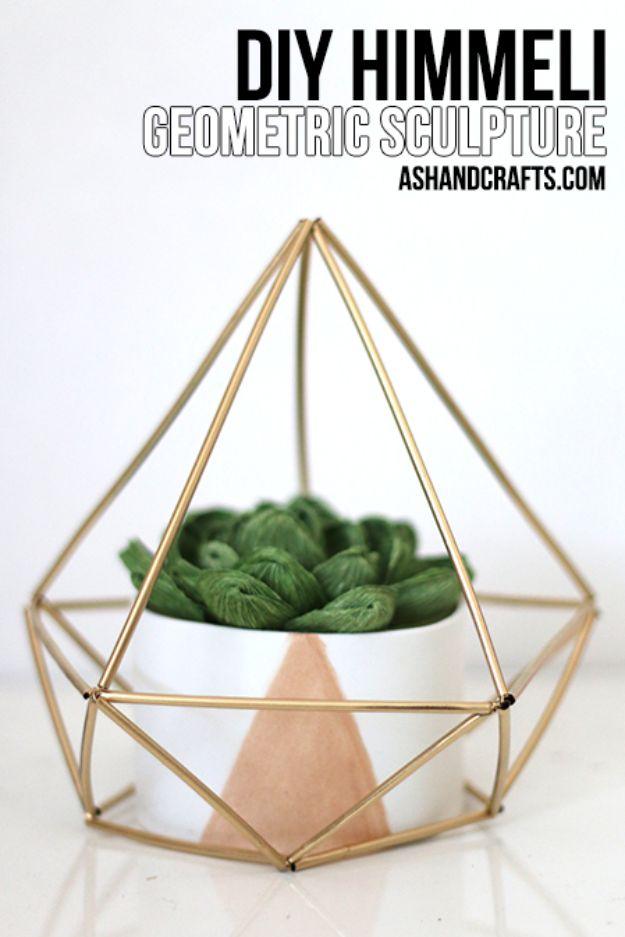 Himmeli Geometric Sculpture, one worth bookmarking from this list and a charming handmade idea worth trying soon