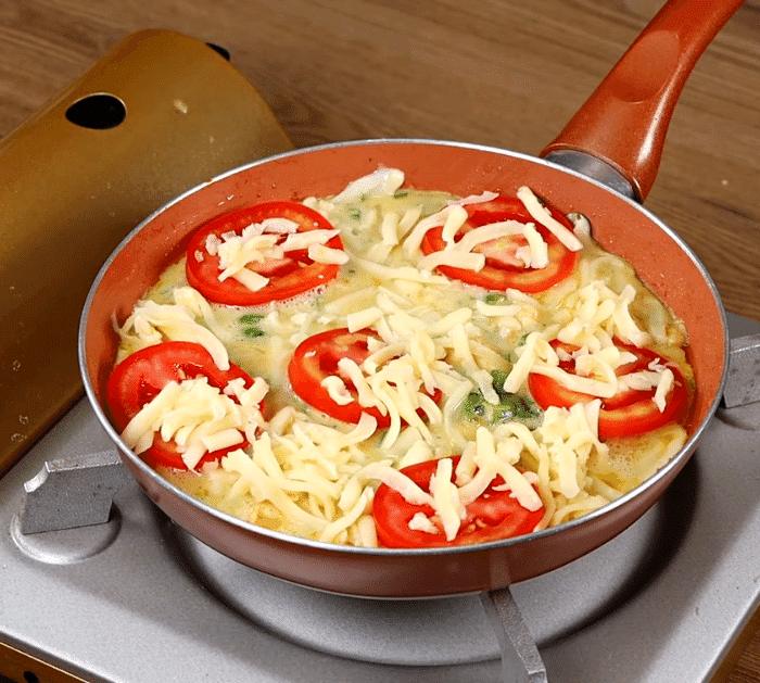 Cheesy Chicken Breast Omelet Recipe Instructions