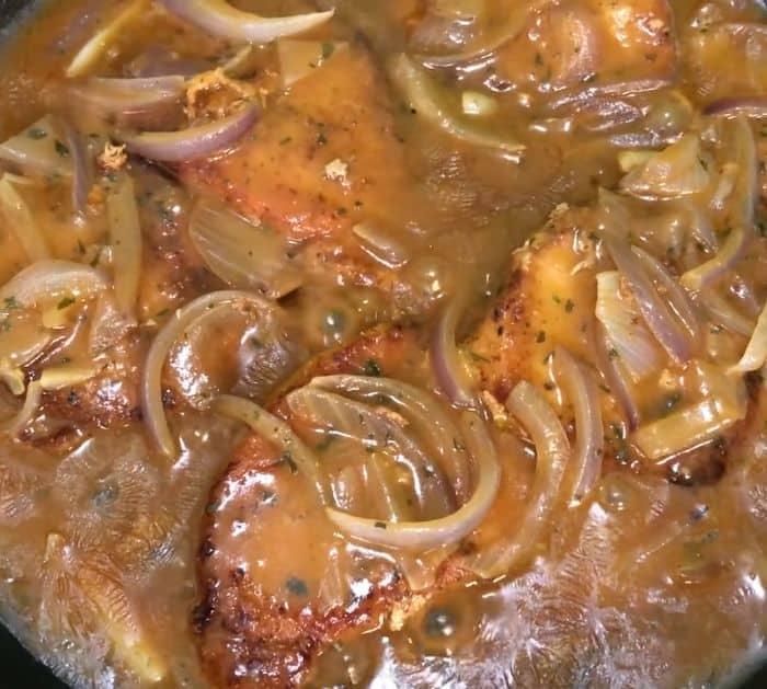 How to Make Smothered Pork Chop and Gravy