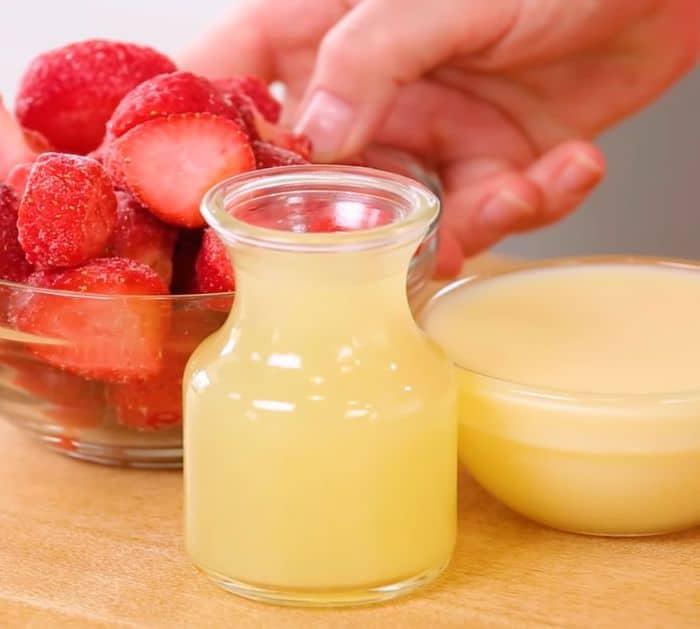 Easy Frozen Strawberry Lemonade Slushy Ingredients