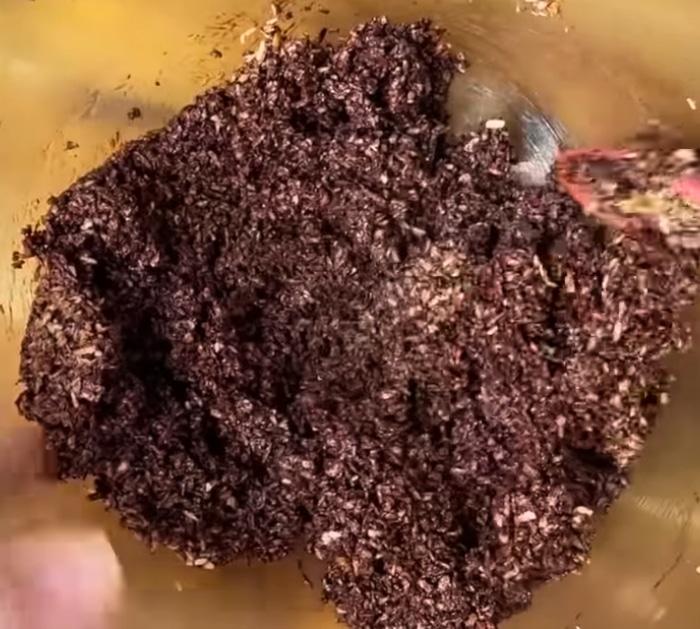 2-Ingredient No-Bake Breakfast Cake Instructions
