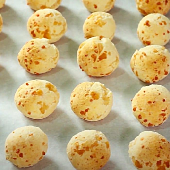 Cheese Bread Balls - Easy Way To Make Cheese Bread - Homemade Bread Recipe