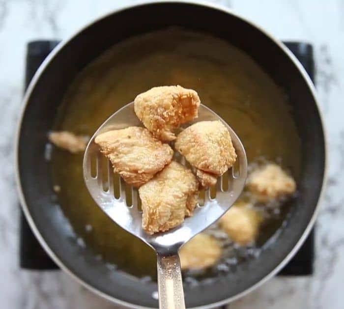 How To Make Honey Sriracha Chicken