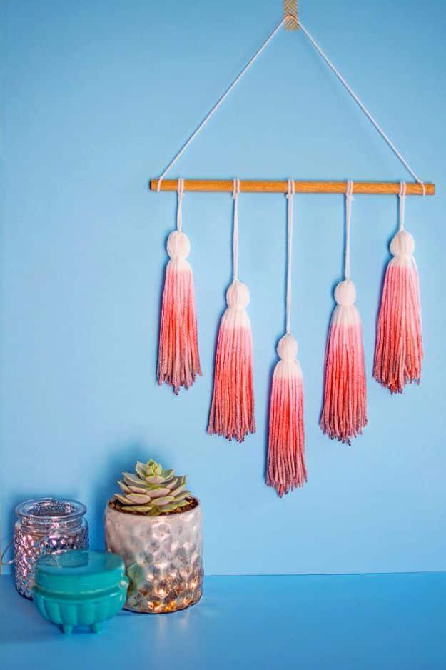 Dip Dye Yarn Tassel Wall Hanging, an easy yarn craft for beginners and a budget friendly way to use leftover yarn