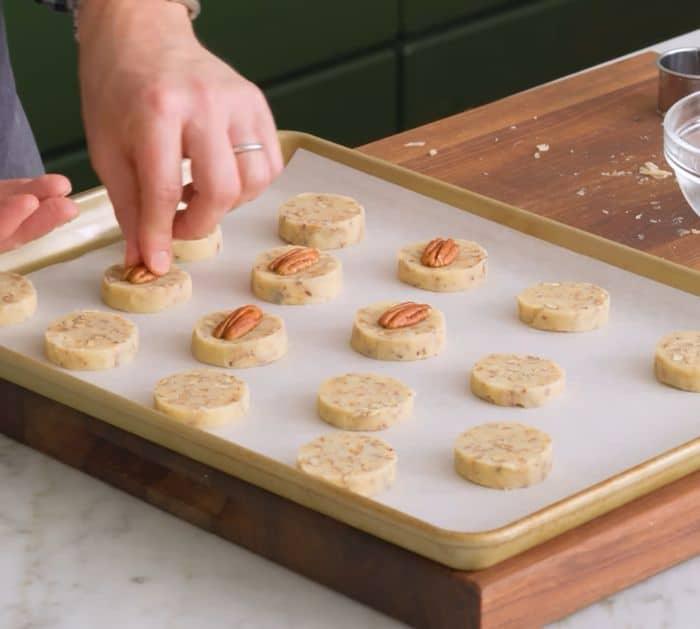 How to Make Pecan Sandies