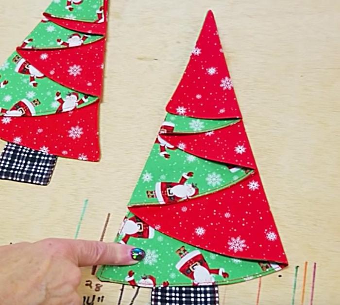 Learn to sew Last Minute Christmas Tree Napkins