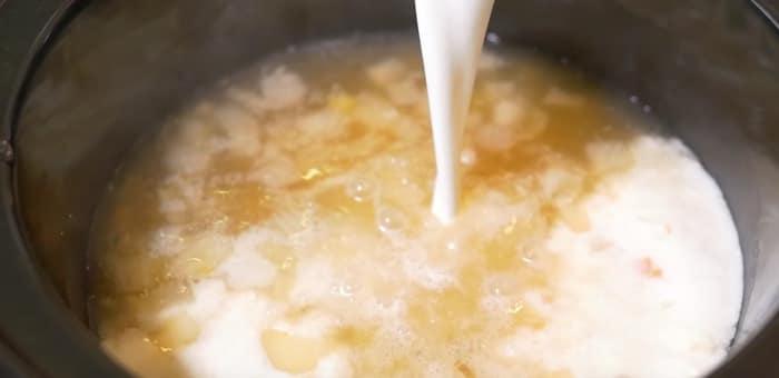 Crockpot Beer Cheese Soup Recipe