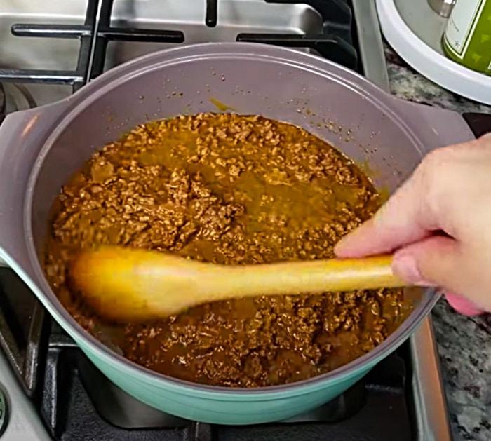 Make Cornbread And Ground Beef Tamale Pie