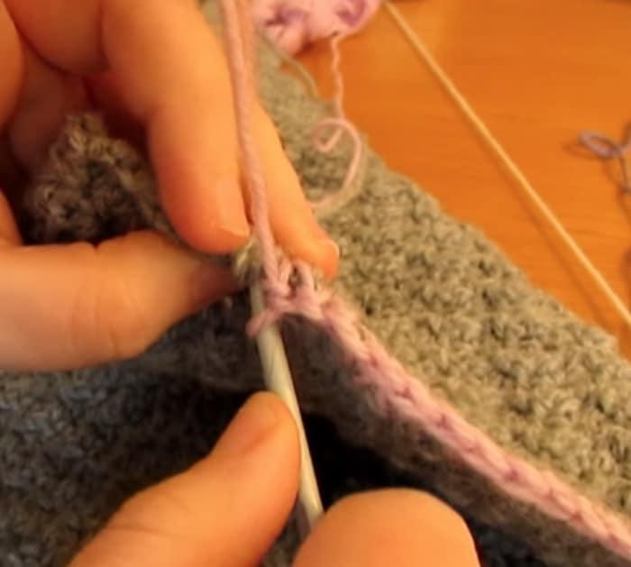 Make a crochet baby blanket