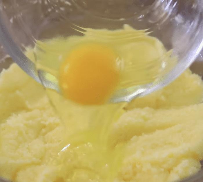Ingredients for Vanilla Birthday Cake