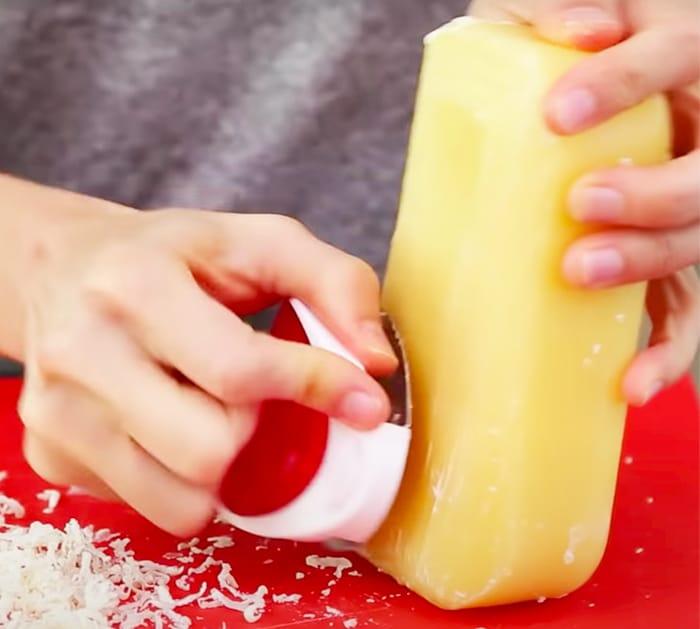 DIY Homemade Chapstick - 5 Minute Lip Balm - Natural Lip Products