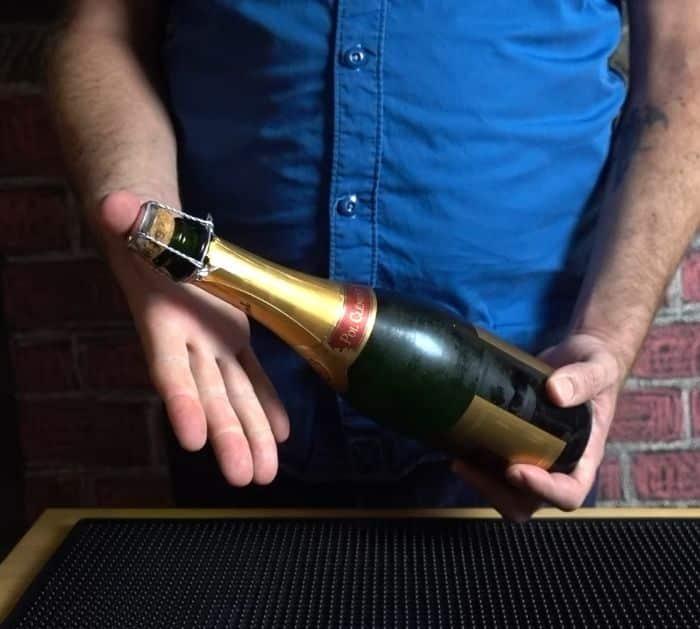 Right Way to Open Champagne