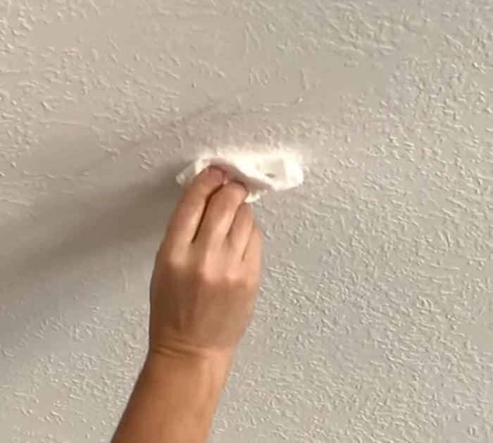 How to Remove Water Stains on Ceiling or wall