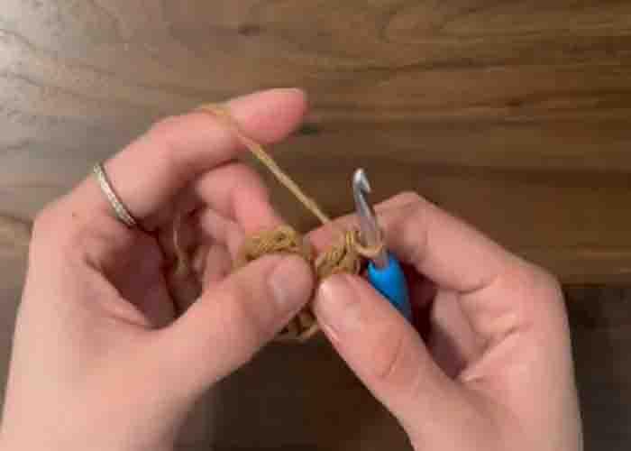 Making the bud part of the flower coaster