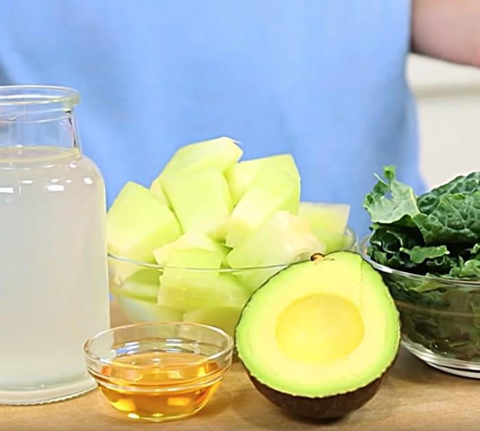Learn to make 5 delicious easy quick healthy detox green smoothies