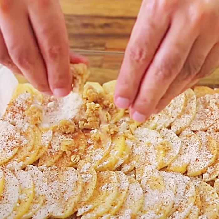 Apple Pie Bars Recipe - How To Make Easy Snack Bars - Healthy Snack Ideas