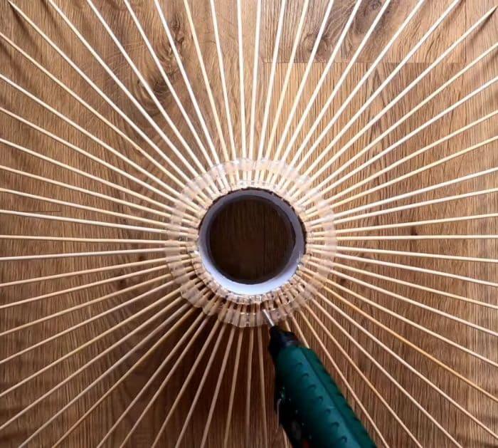 Easy to Make Faux High-End DIY Wooden Skewers Lampshade