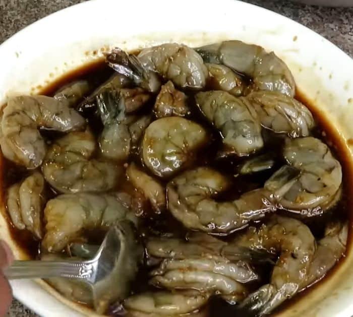 Honey Stir Fried Shrimps With Garlic and Onions Recipe