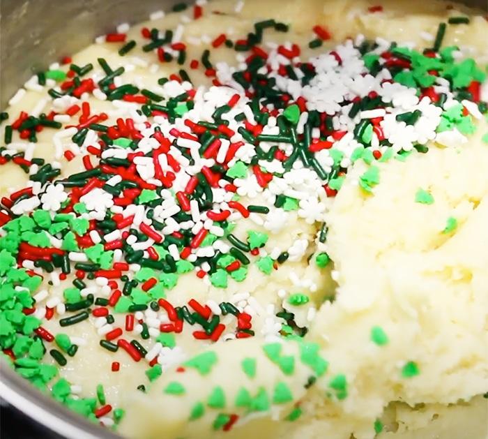 How To Make Christmas Fudge - 4 Ingredient Recipes - Holiday Gift Ideas