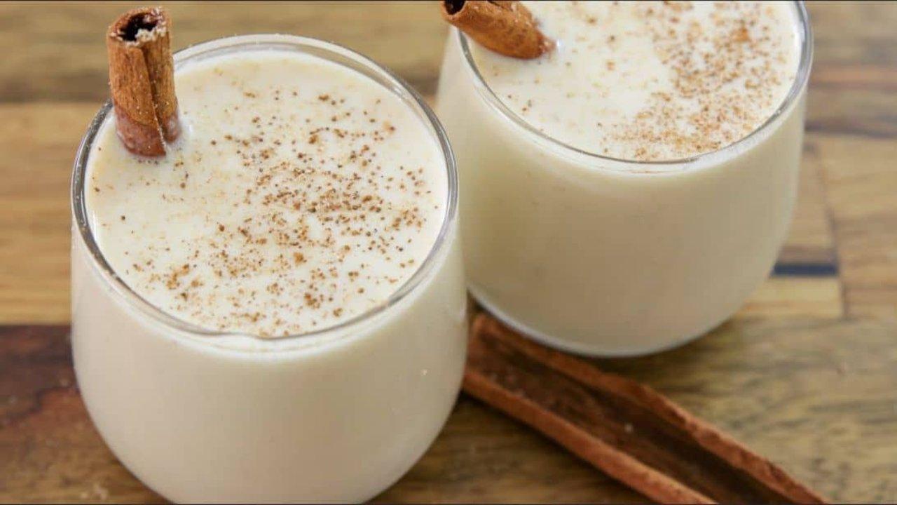 Rich and Creamy Eggnog Recipe