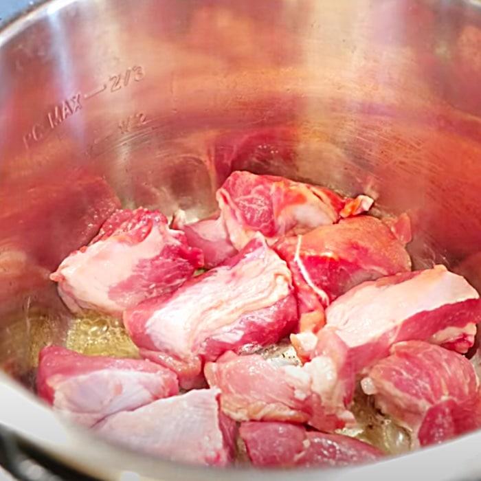 How To Cook Pork In An Instant Pot - Easy Meal Ideas - Quick Meal In The Instant Pot