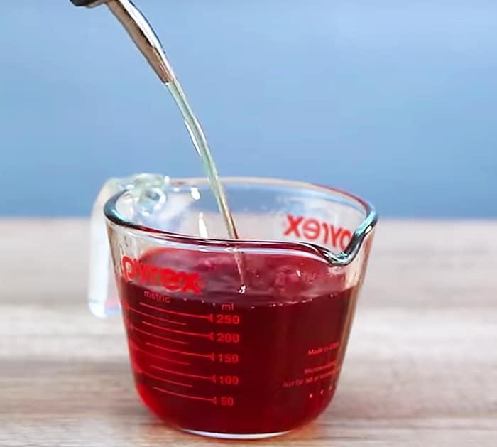 Use Fireball Whisky To Make Fireball Jello Shots - Jello Shots In An Apple - Fall Drinks