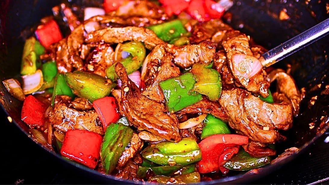 Easy 15-Minute Stir-Fried Pepper Steak Recipe