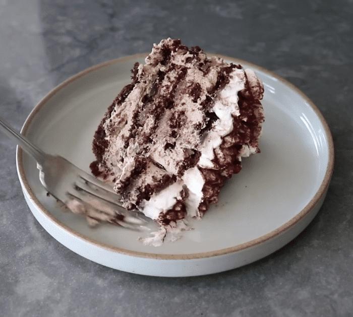 How to Make Mocha Chip Icebox Cake