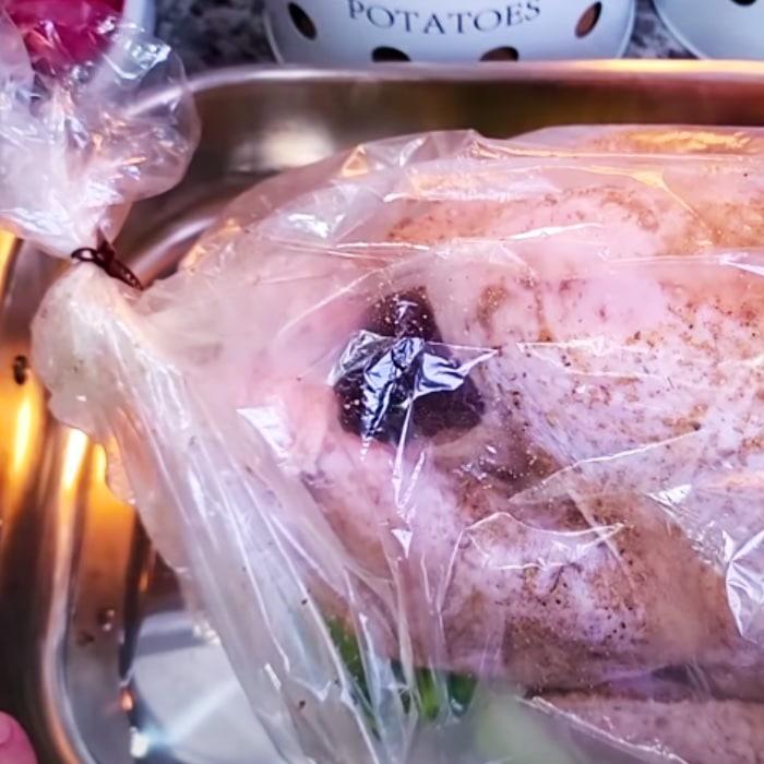 Turkey In A Bag Ideas - Juicy Turkey Recipe - Holiday Turkey Recipe