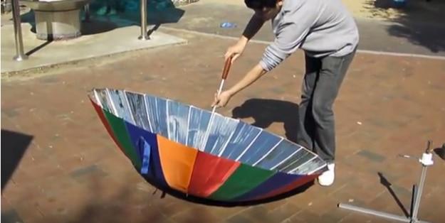 Turn An Umbrella Into A Solar Cooker, a fun weekend build for any skill level and an easy way to put the sun to work