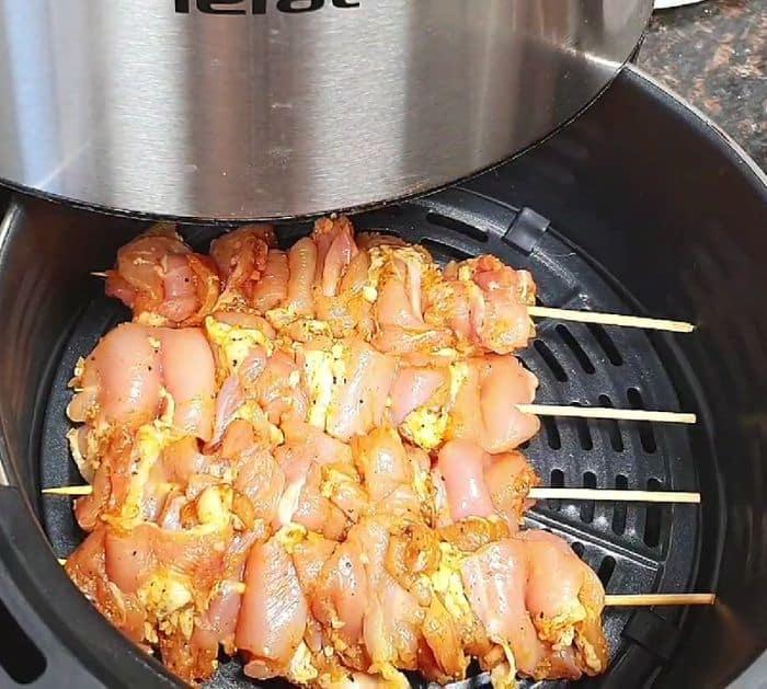 How to Make Chicken Skewers In The Air Fryer