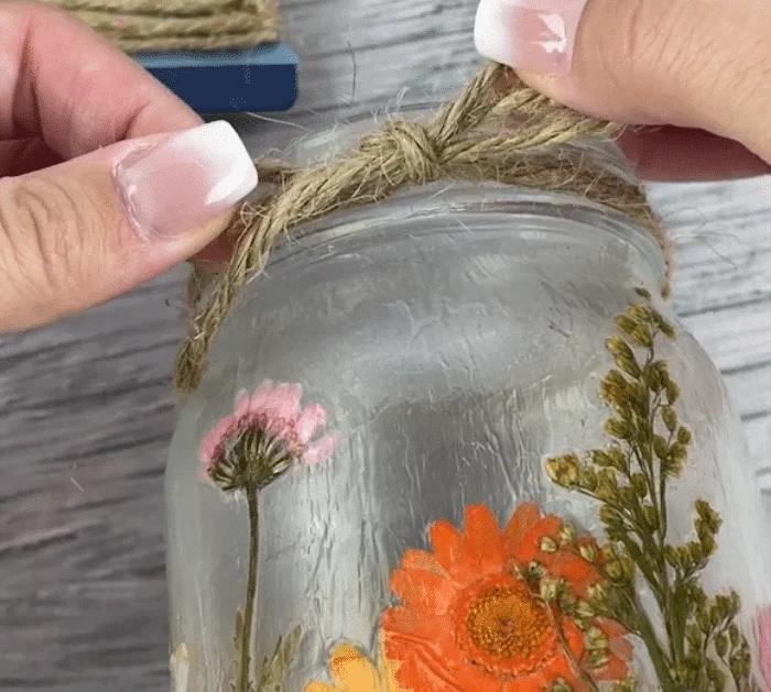 Easy Upcycled Mason Jar Project Idea