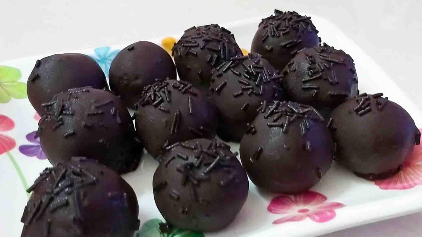 No-Bake Oreo Balls Recipe