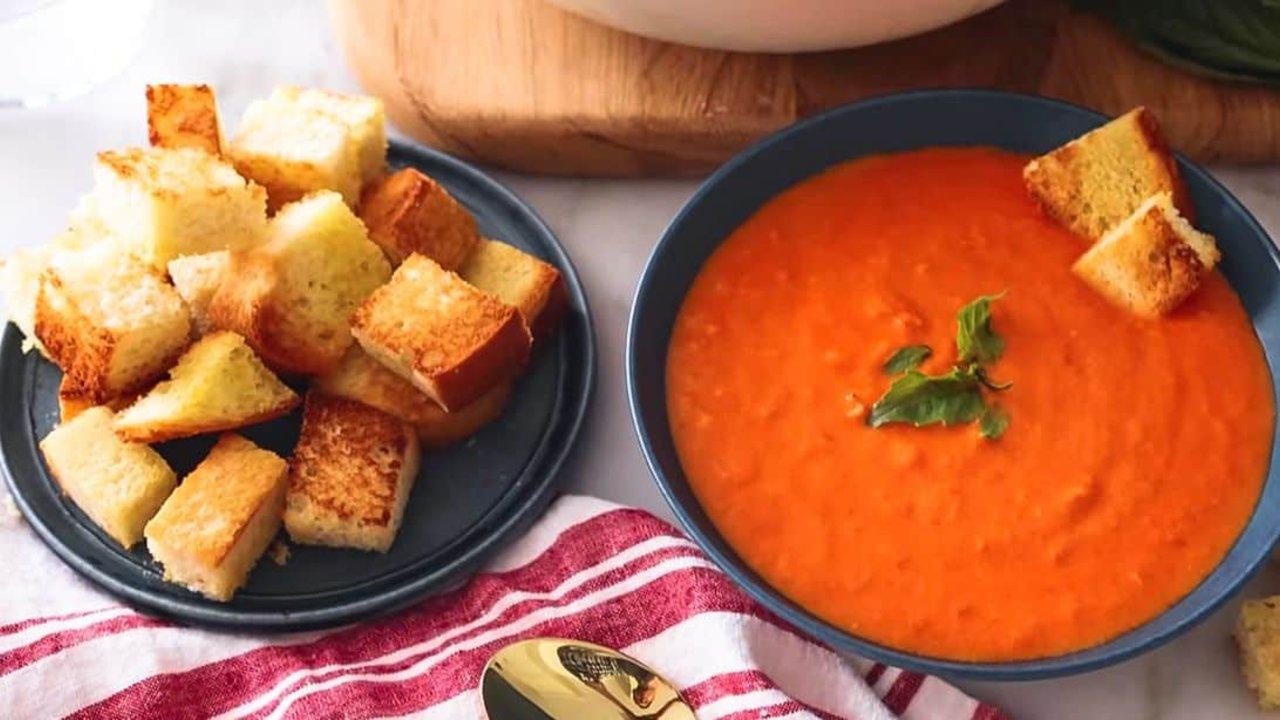 Rich and Creamy Tomato Soup Recipe