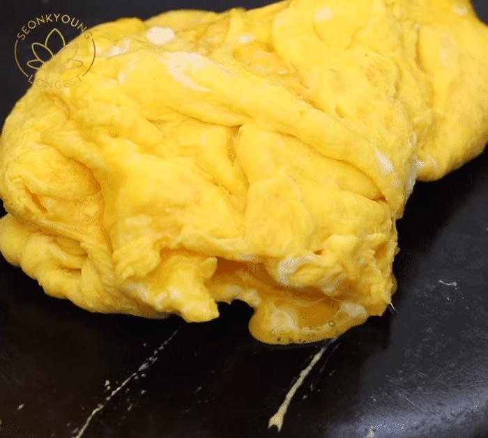 4 Minute Easy Tomato and Egg Stir Fry Ingredients