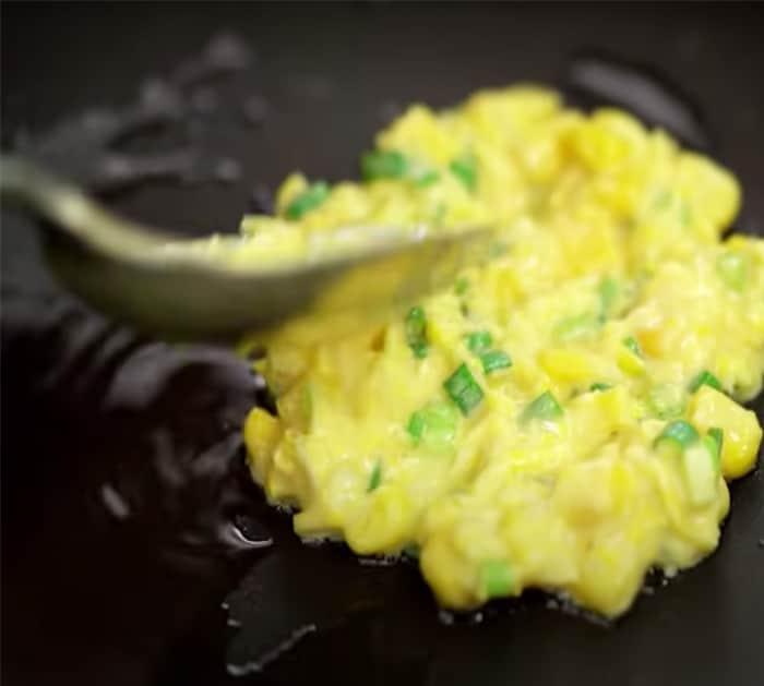 steps to make corn fritters