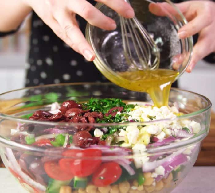 How to Make Chickpea Salad