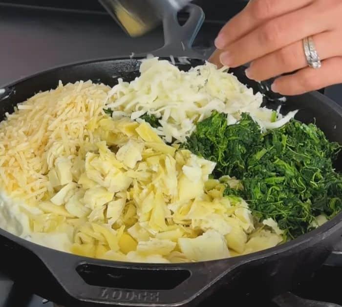 Creamy Cheesy Baked Spinach Artichoke Dip Ingredients