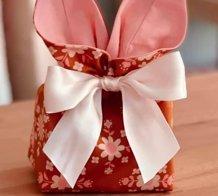How to Make DIY Easter Bunny Treat Bag