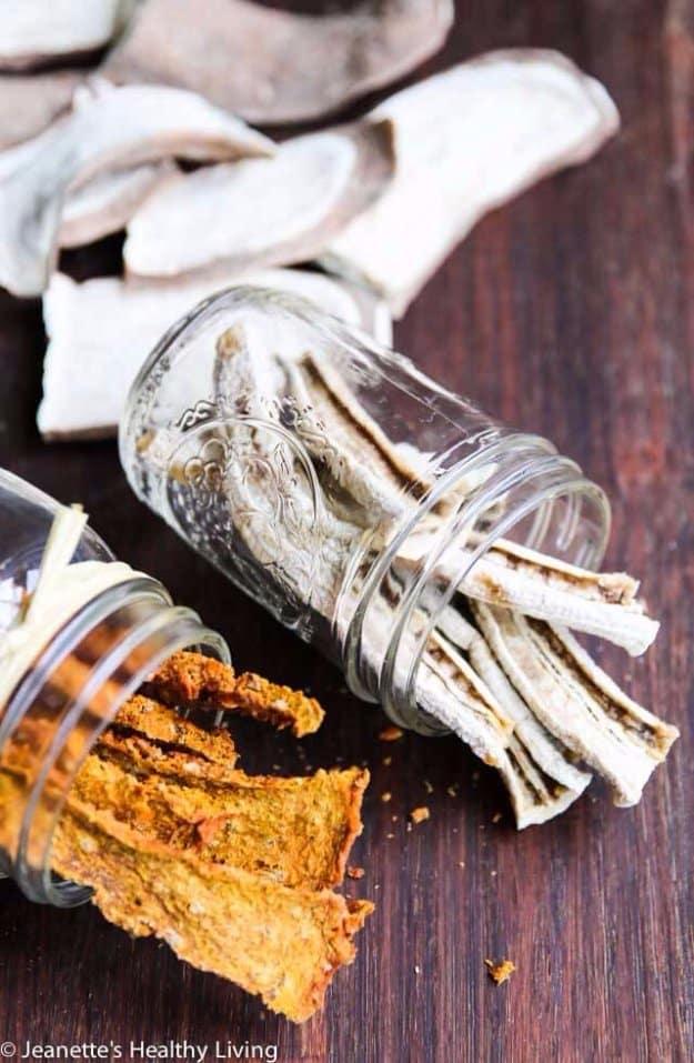 Healthy Homemade Dehydrated Dog Treats, a thoughtful homemade gift for a pet lover and worth the little effort