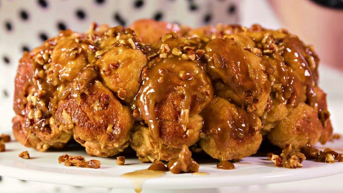 Gooey Caramel Pecan Monkey Bread Recipe