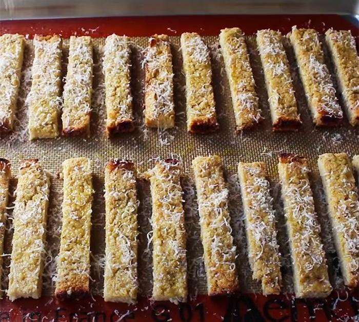 Low Carb Snacks - Homemade Fries - Baked Fries Recipe - Healthy Eating Recipes