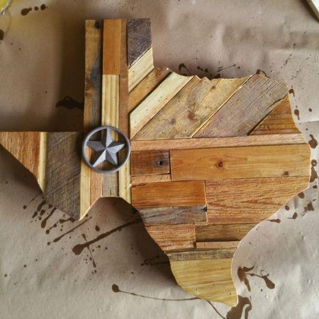 Rustic Texas Wall Hanging, a lone star craft, forgiving enough for shaky first cuts and a statement worth the extra effort
