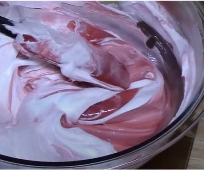 Kool-Aid Mixed With Sweetened Condensed Milk - Easy Pie Recipe