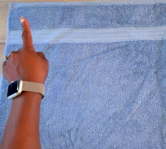 Easy Towel Folding Trick