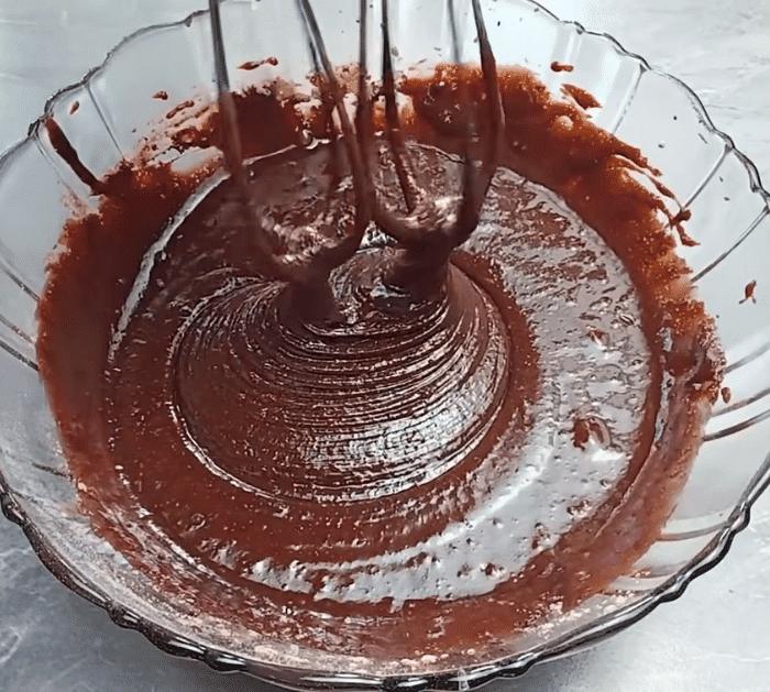 No-Bake Super Moist Chocolate Cake Ingredients