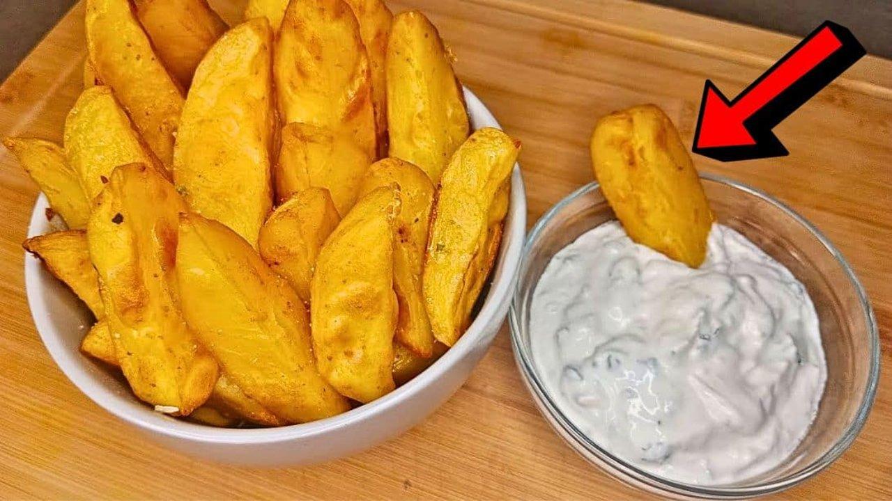 Easy Baked Potatoes w/ Creamy Dipping Sauce Recipe